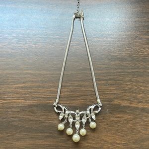 Trifari Pearl and Rhinestone Silver-Tone Vintage Necklace 16”